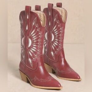 Mi.iM 8.5 Burgundy Western Heeled Boots